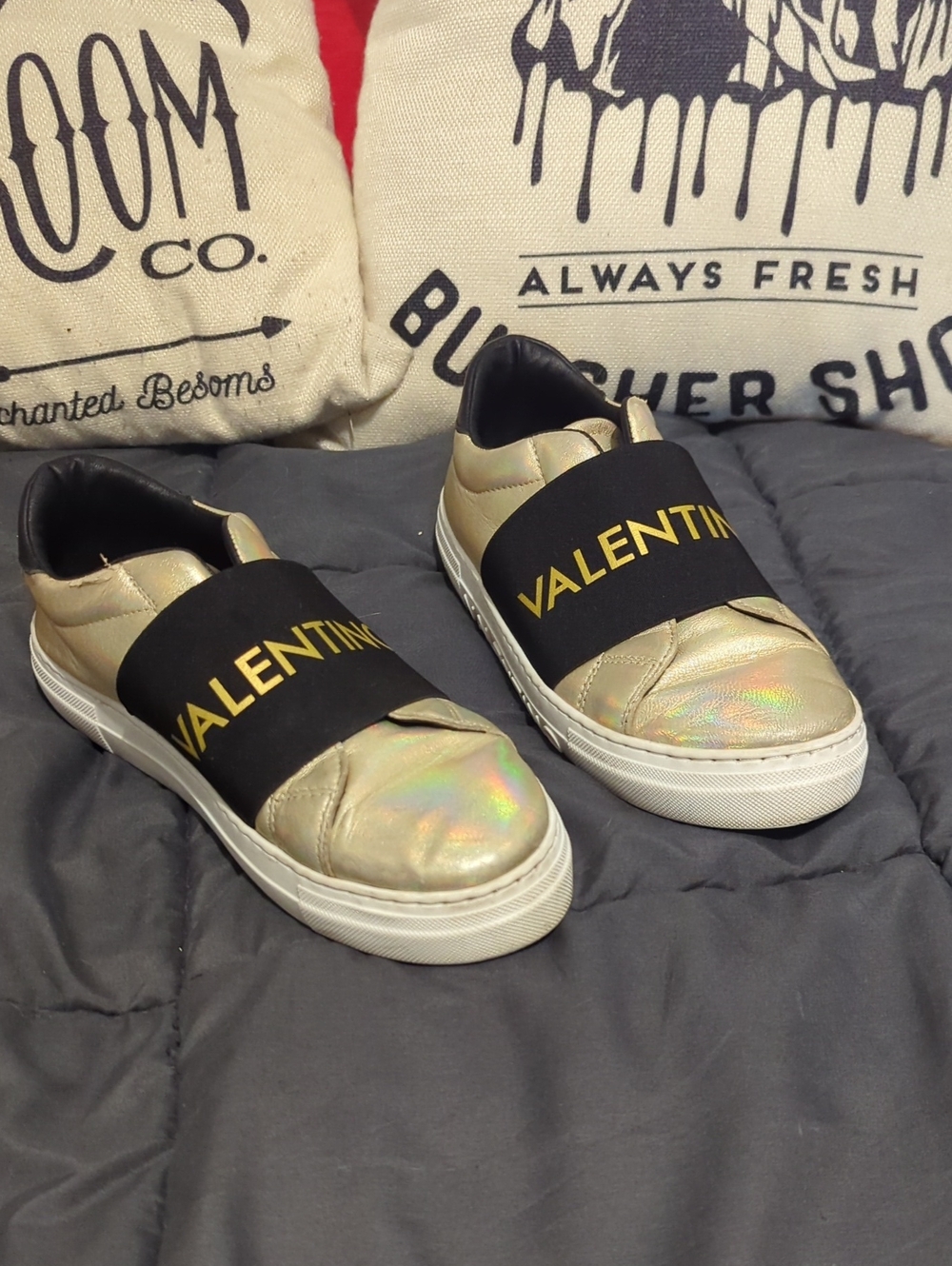 Valentino‎ Gold Holographic Elastic-Logo Slip-On Sneakers Size 7.5 Made In Italy